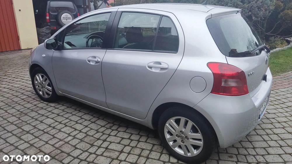 Toyota Yaris - 3