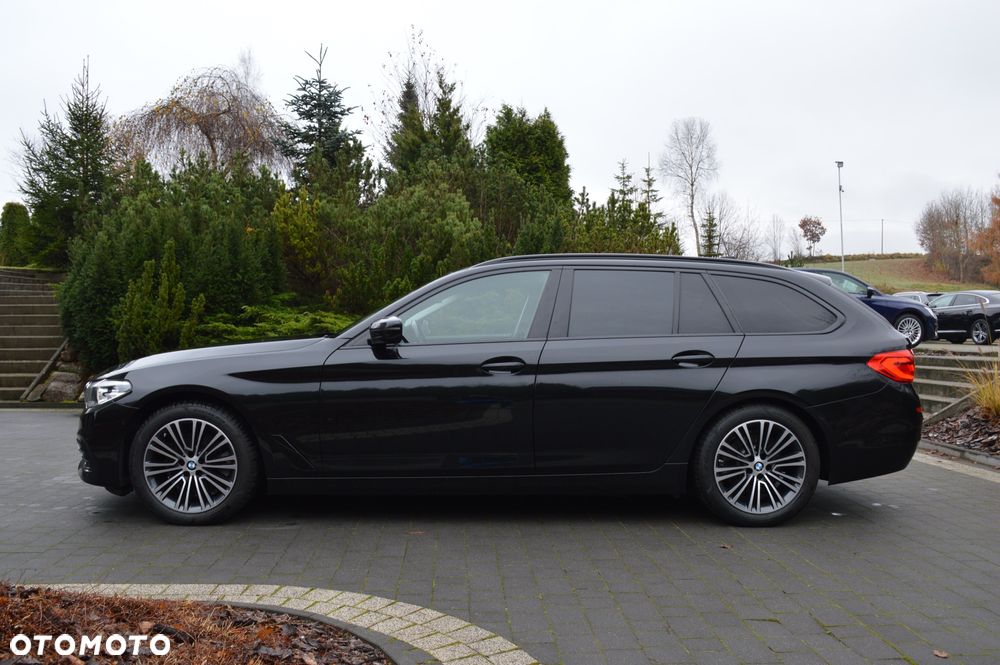 BMW Seria 5 520d xDrive Sport Line sport - 3