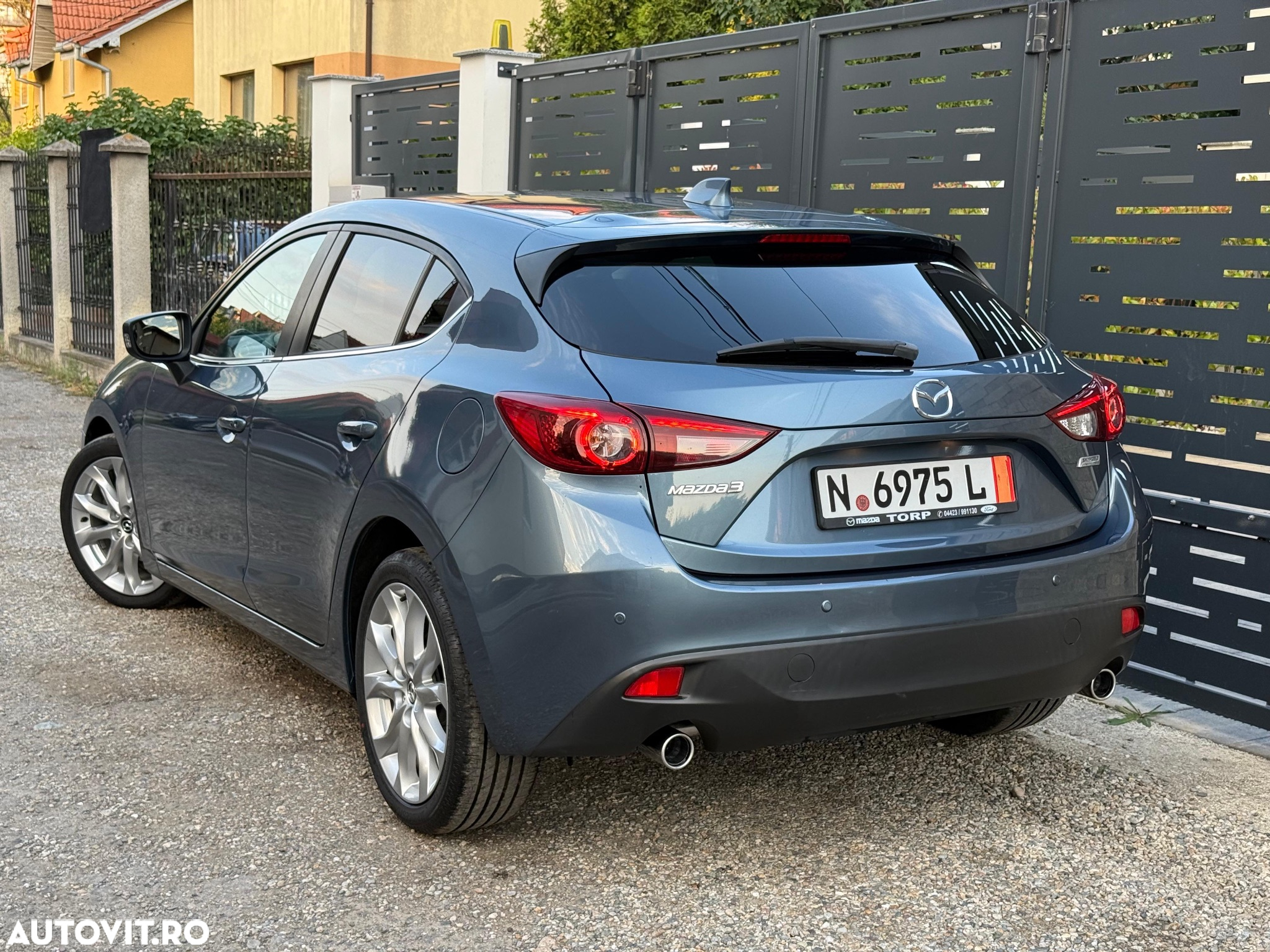 Mazda 3 SKYACTIV-G 120 Exclusive-Line - 3