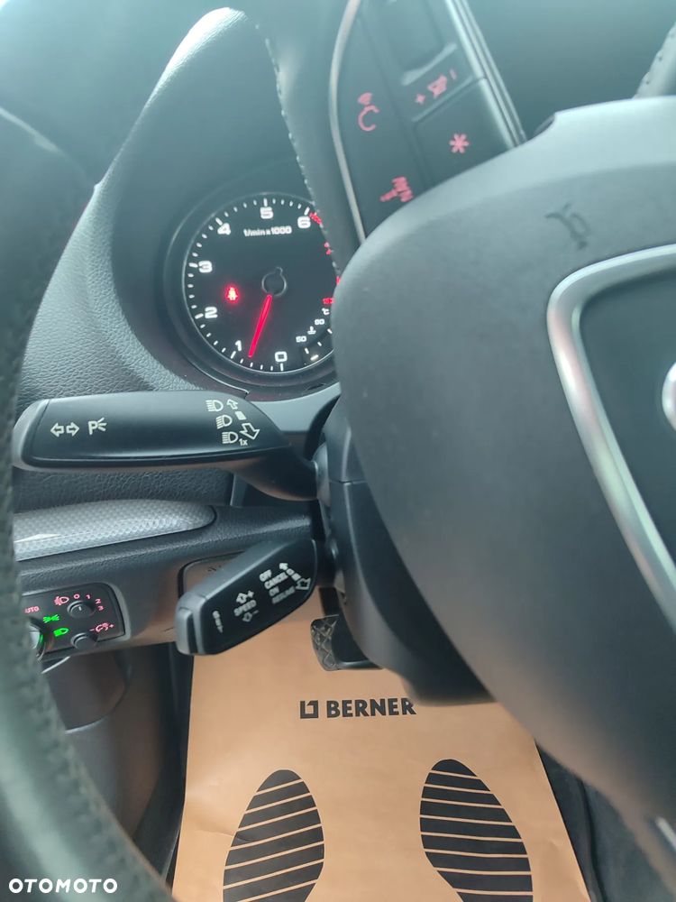 Audi A3 3-drzwiowe 1.4 TFSI Ambition - 7