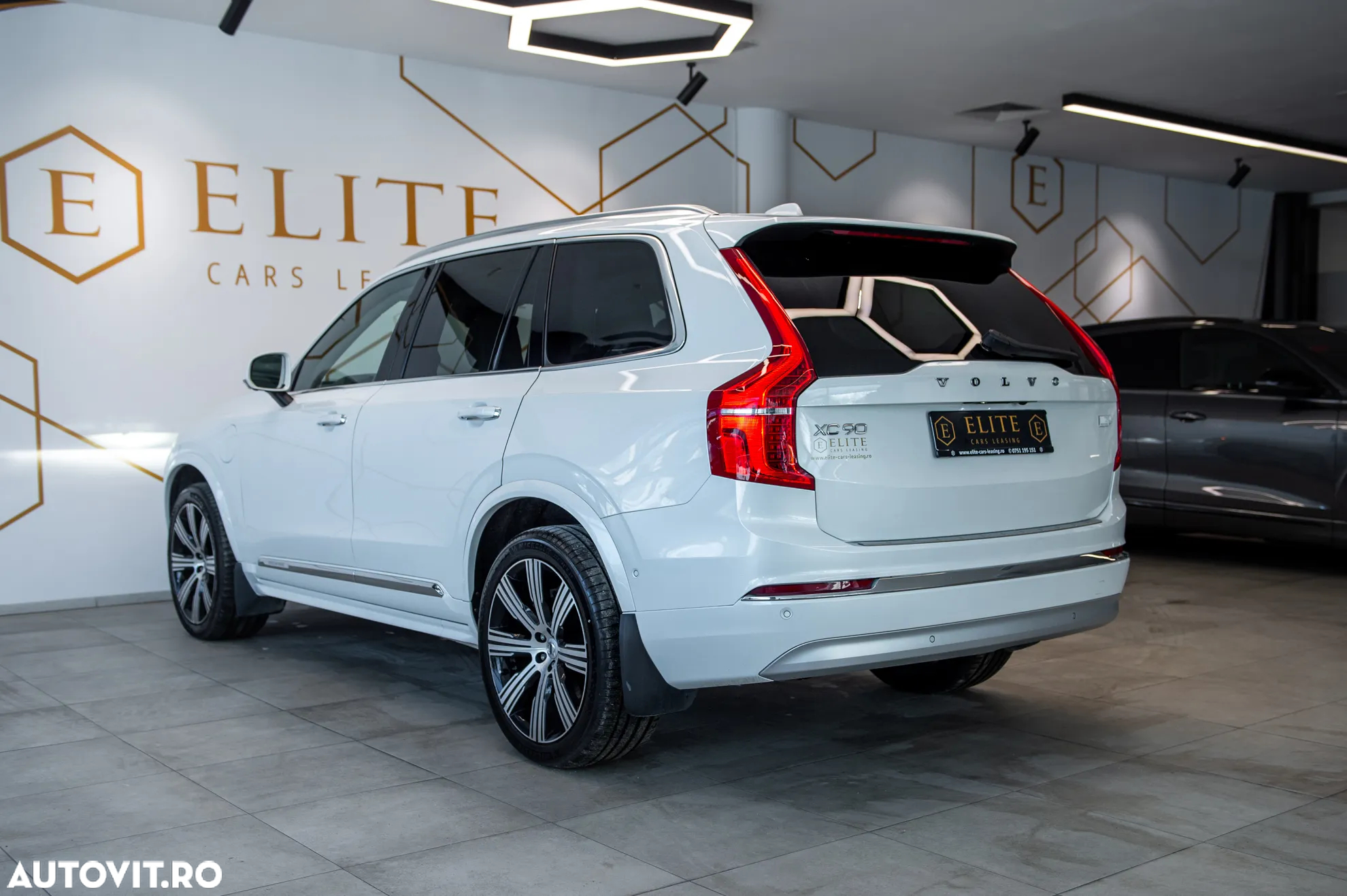 Volvo XC 90 T8 AWD Twin Engine Geartronic Inscription - 22