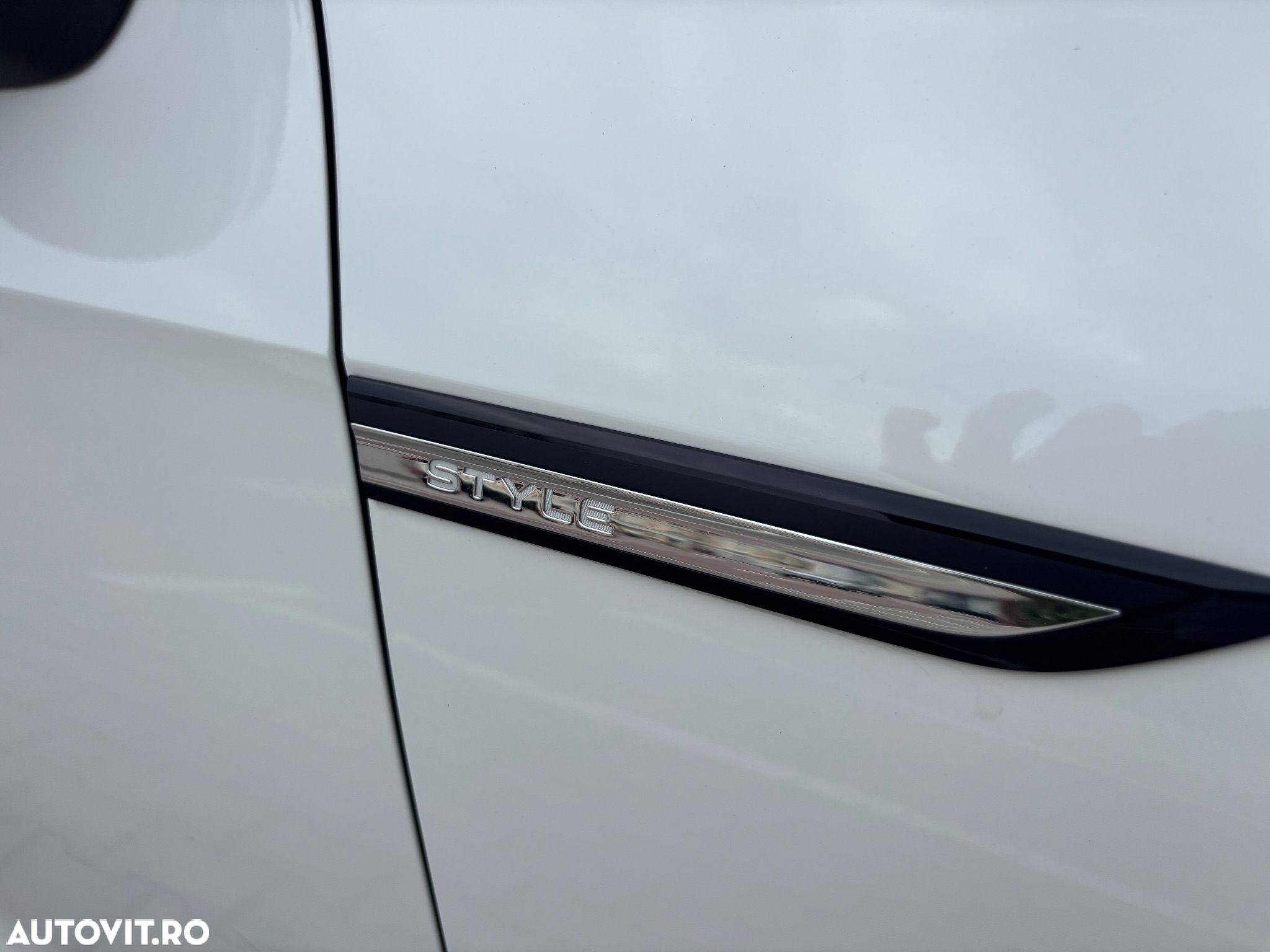 Volkswagen Golf 2.0 TDI DSG Style - 36