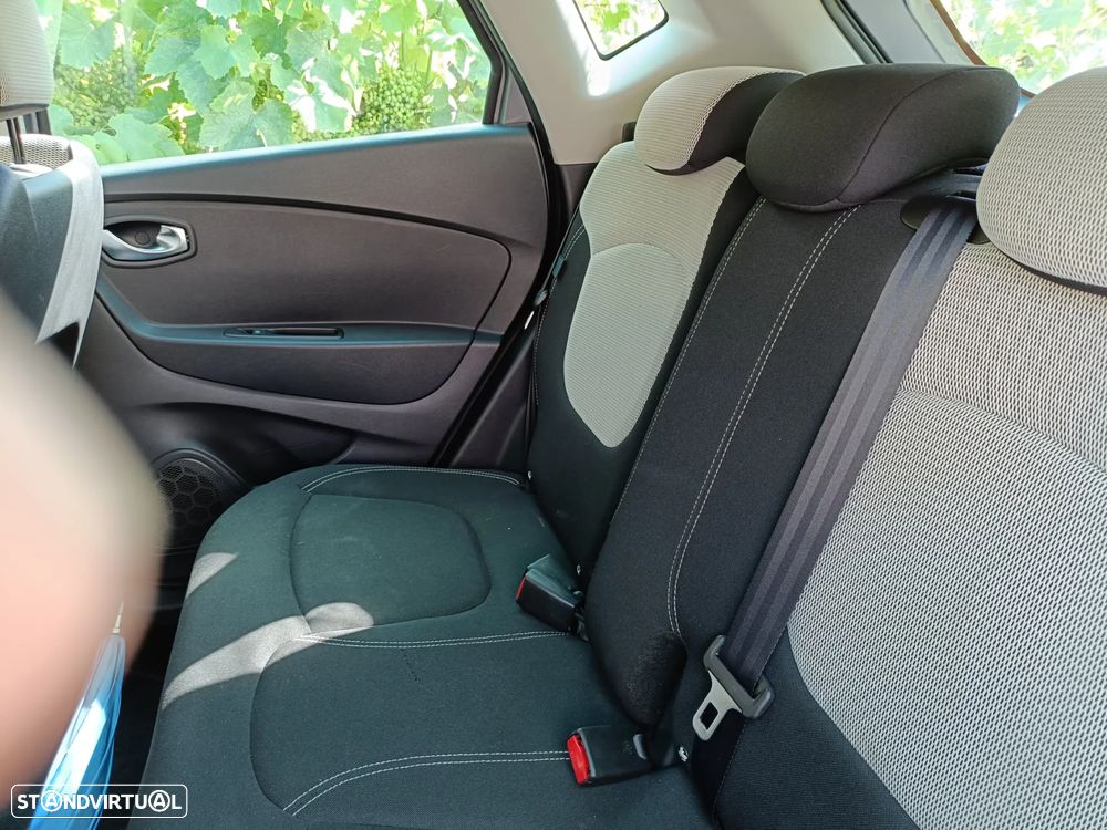 Renault Captur (ENERGY) dCi 90 EDC BOSE EDITION - 3