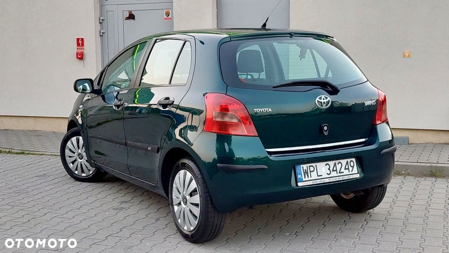 Toyota Yaris - 6