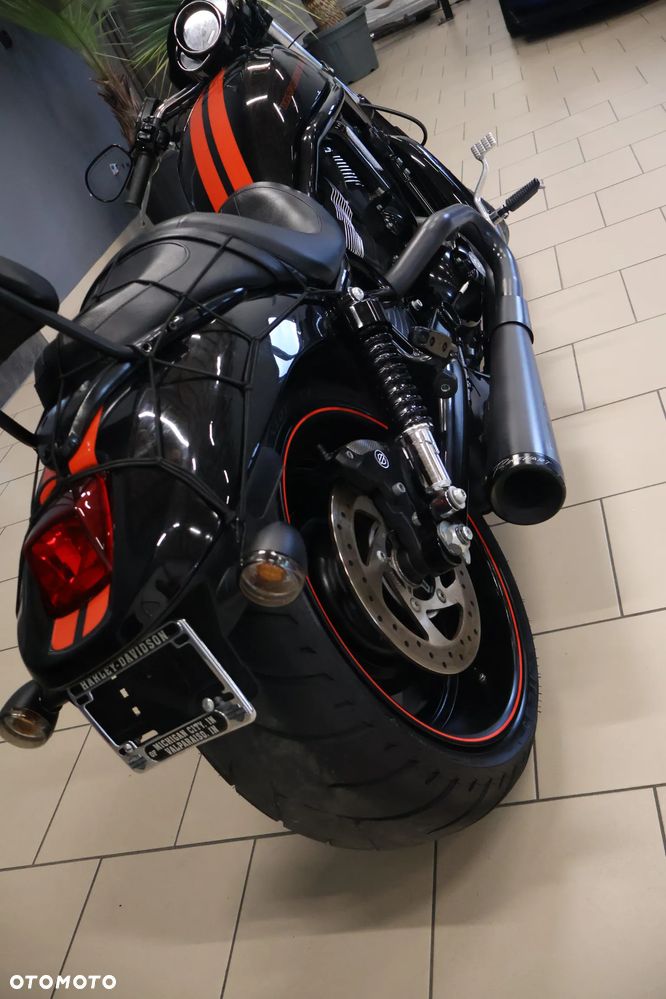 Harley-Davidson V-Rod Night Rod - 13