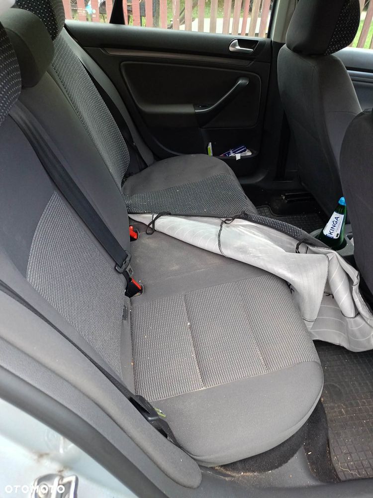 Volkswagen Jetta 1.9 TDI Comfortline - 19