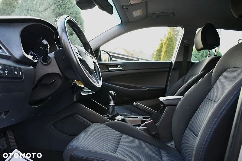 Hyundai Tucson 1.6 GDI BlueDrive Style 2WD - 10