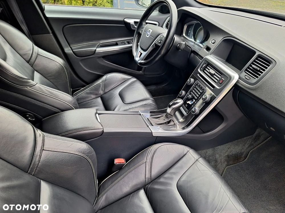 Volvo S60 T3 Powershift RDesign - 24