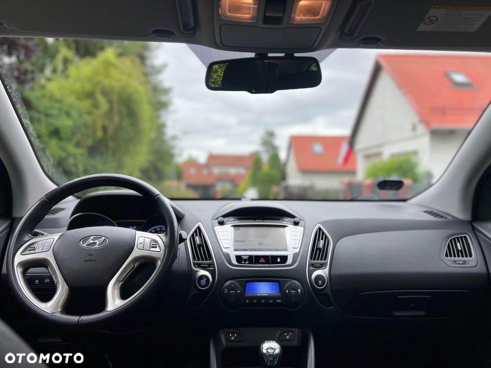 Hyundai ix35 blue 1.6 2WD Finale Gold - 37