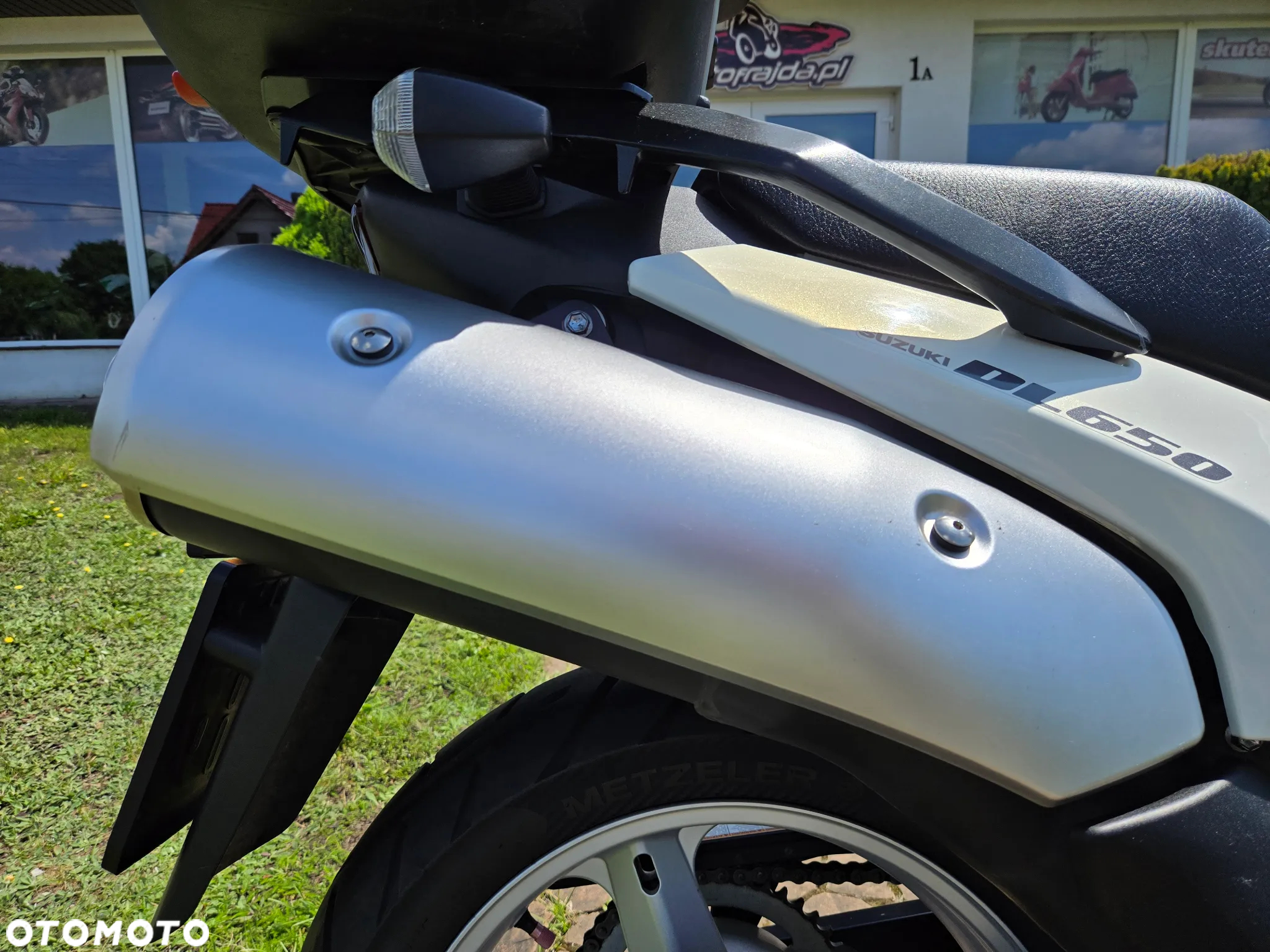 Suzuki V-STROM - 20