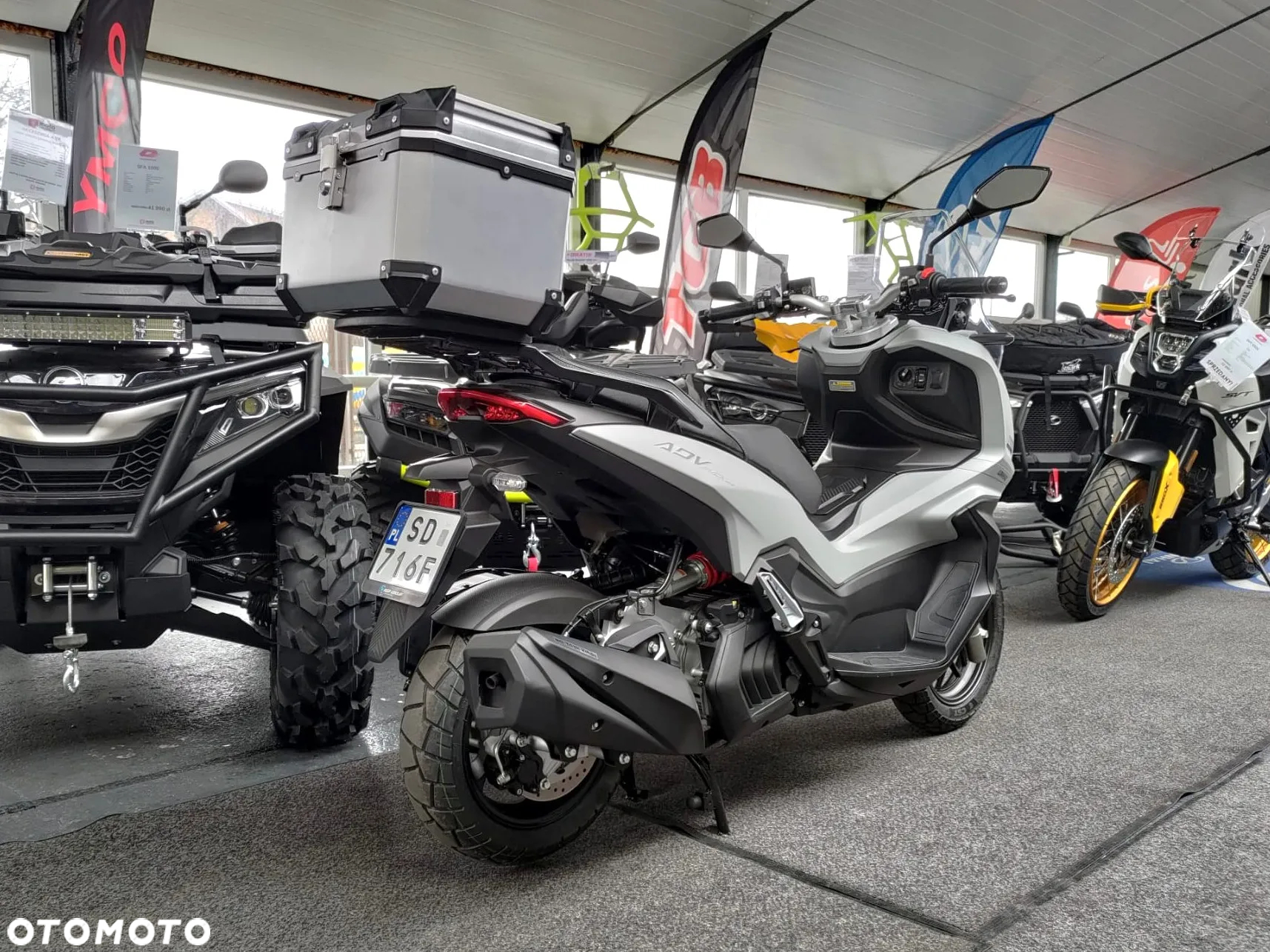 Linhai Scooter - 12