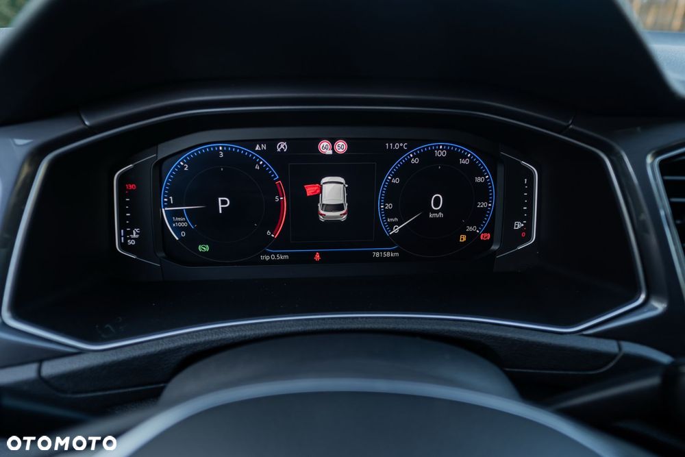 Volkswagen T-Roc 2.0 TDI SCR DSG IQ.DRIVE - 29