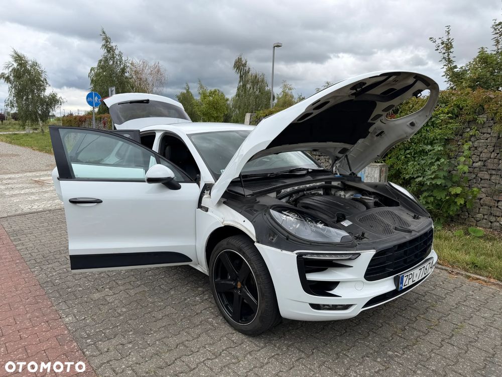 Porsche Macan - 17