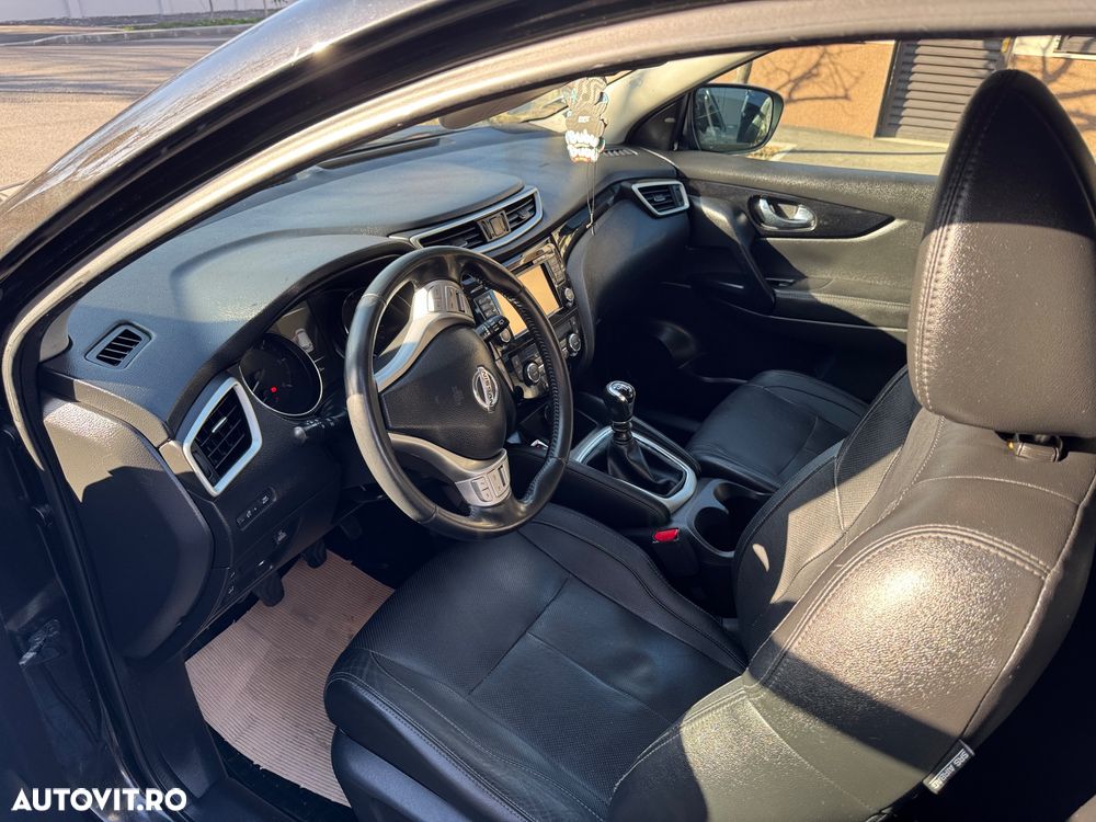 Nissan Qashqai 1.6L dCi Start/Stop 4X4-i Tekna - 6