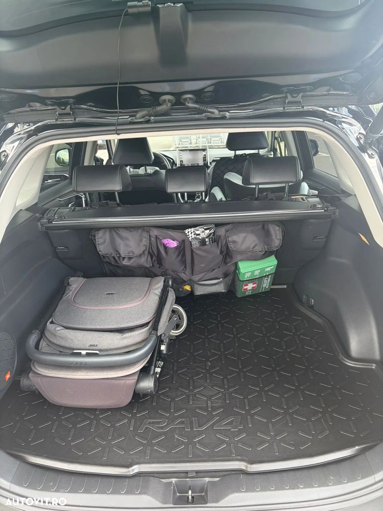 Toyota RAV4 - 15