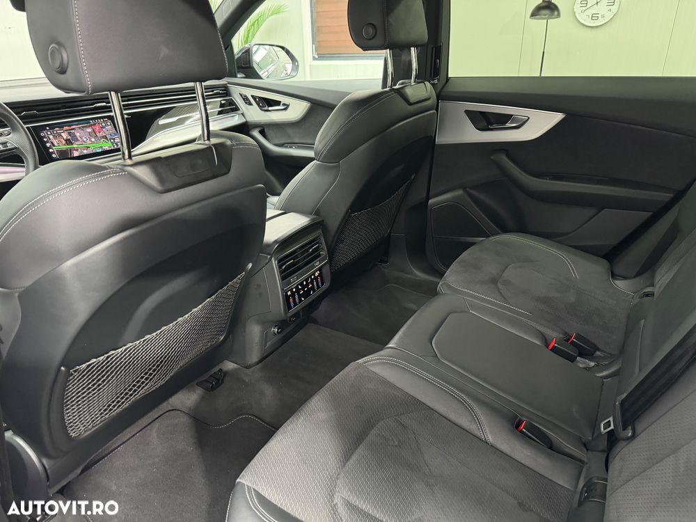 Audi Q8 55 TFSI quattro Tiptronic MHEV - 14