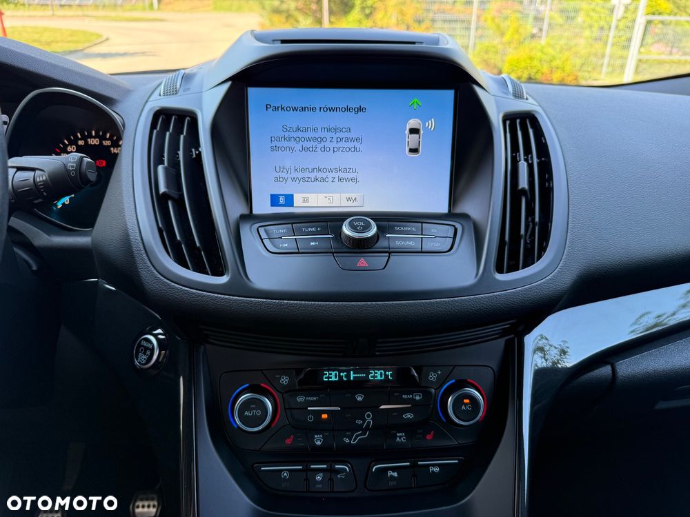 Ford Kuga 1.5 EcoBoost FWD ST-Line X - 22