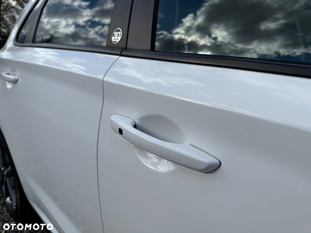 Hyundai i30 1.5 T-GDI 48V-Hybrid DCT EDITION 30+ - 14