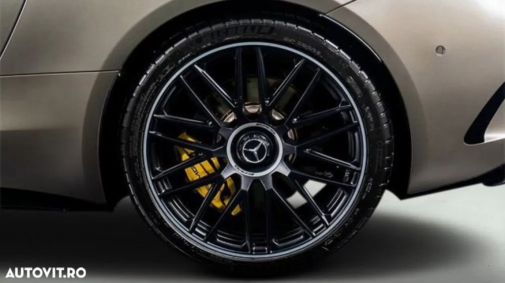 Mercedes-Benz SL - 12