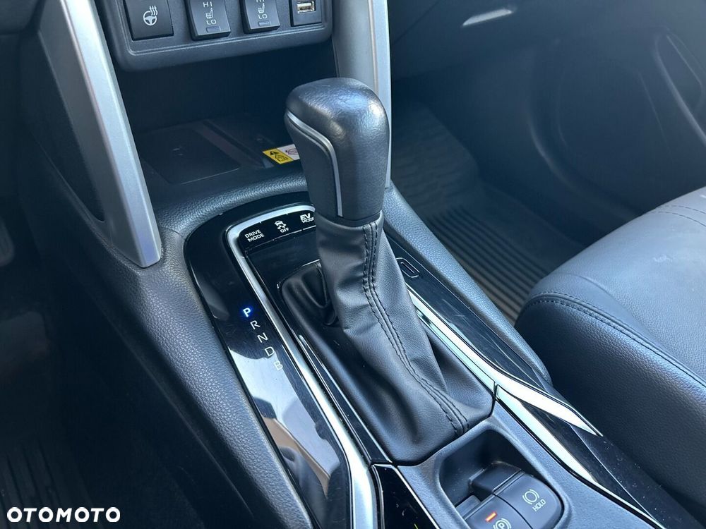 Toyota Corolla Cross 2.0 Hybrid Executive AWD - 20