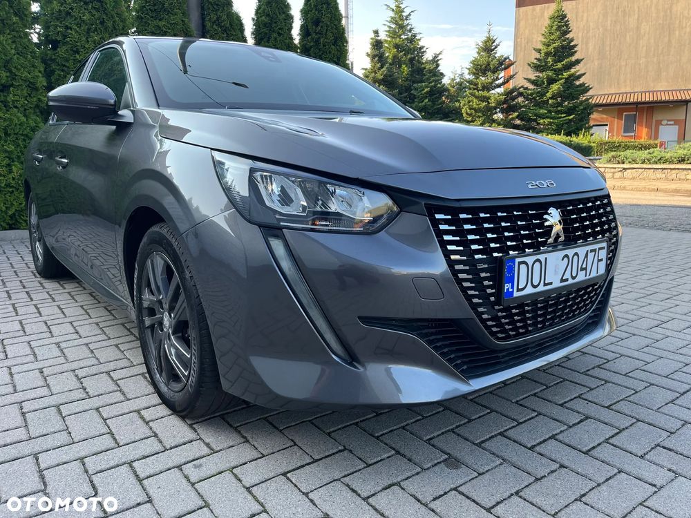 Peugeot 208 PureTech 100 EAT8 Allure - 9