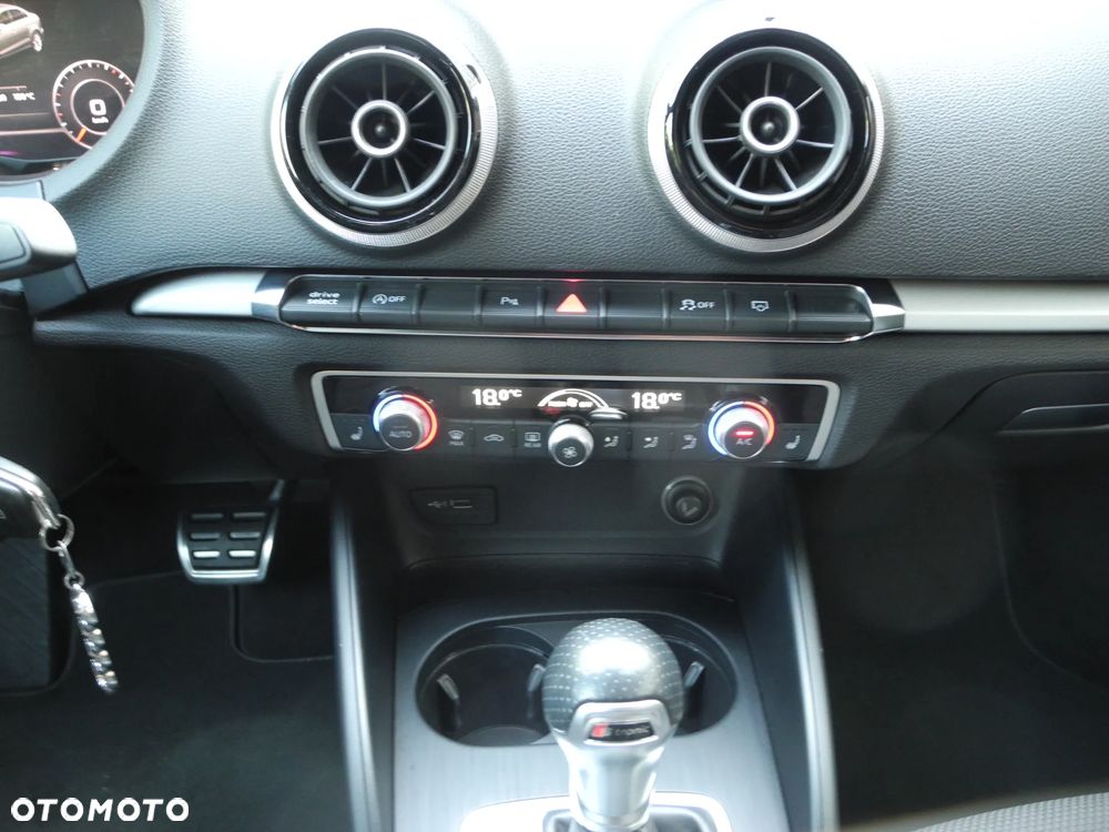 Audi A3 Sportback - 14