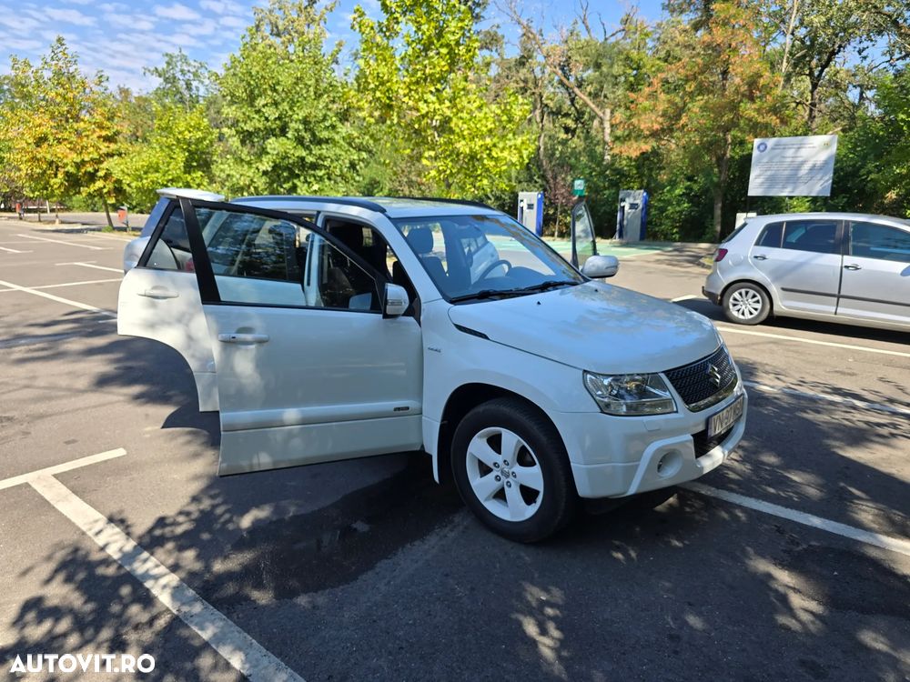 Suzuki Grand Vitara 1.9 DDIS JLX - 18