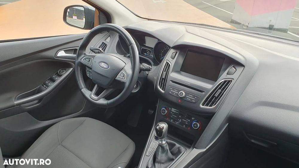 Ford Focus 1.0 EcoBoost Trend Edition - 5