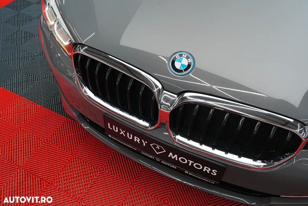 BMW Seria 5 520e Aut. - 21
