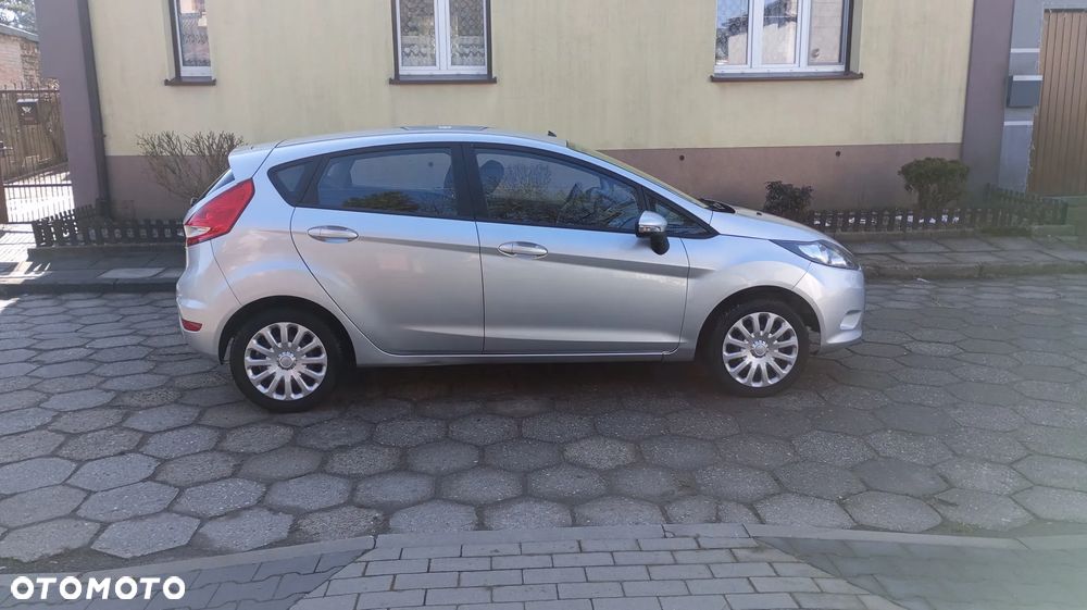 Ford Fiesta - 7
