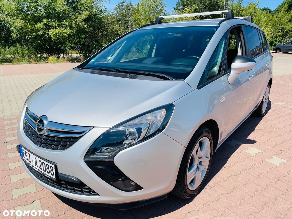 Opel Zafira Tourer 1.4 Turbo Business Edition - 1