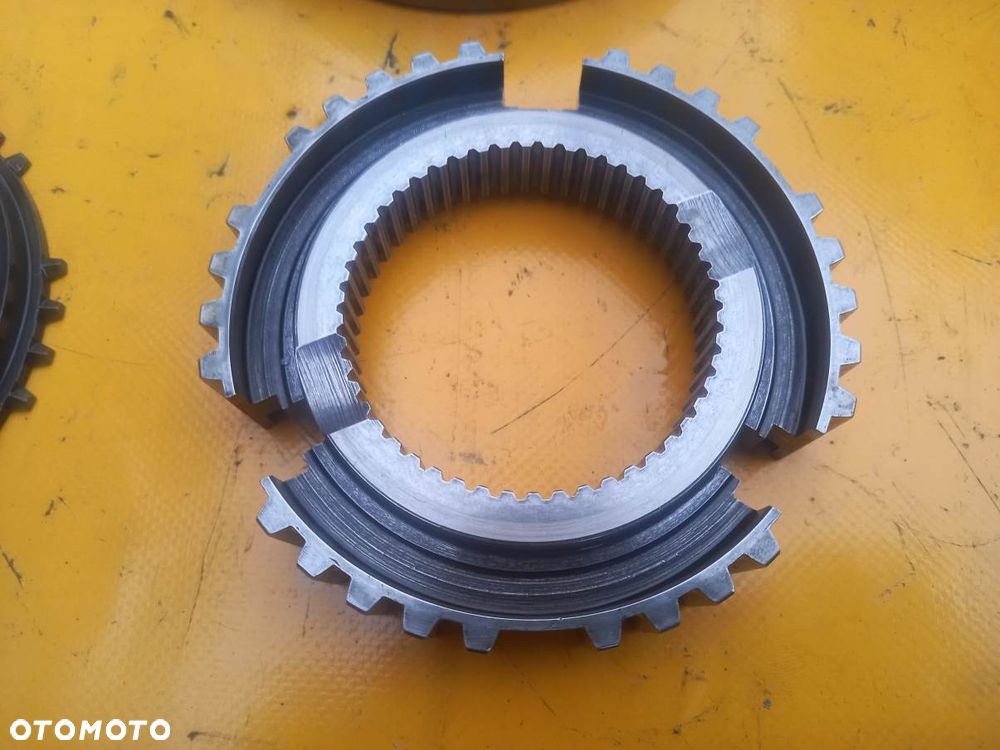 Elementy synchronizatora super reduktora Deutz Fahr Agrotron 180.7 Profiline - 3