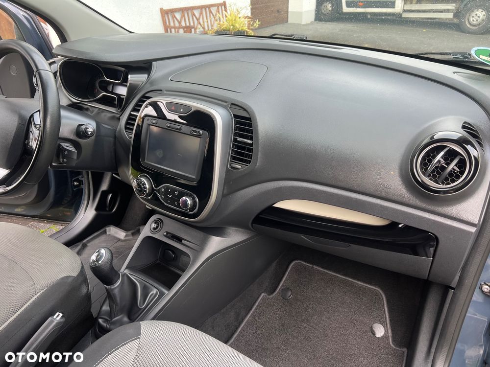 Renault Captur (ENERGY) TCe 90 LIMITED - 30