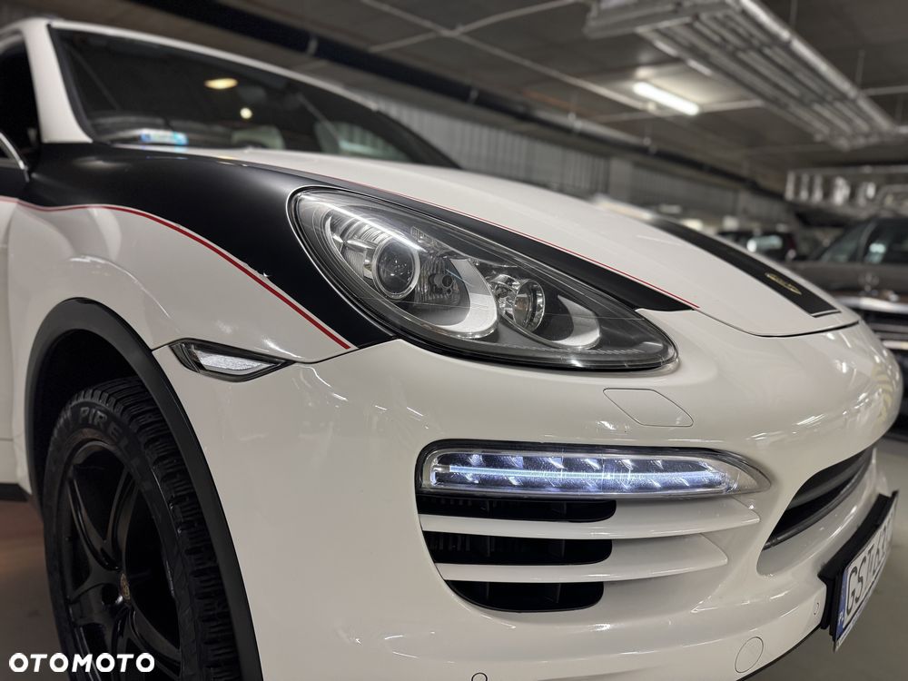 Porsche Cayenne - 2