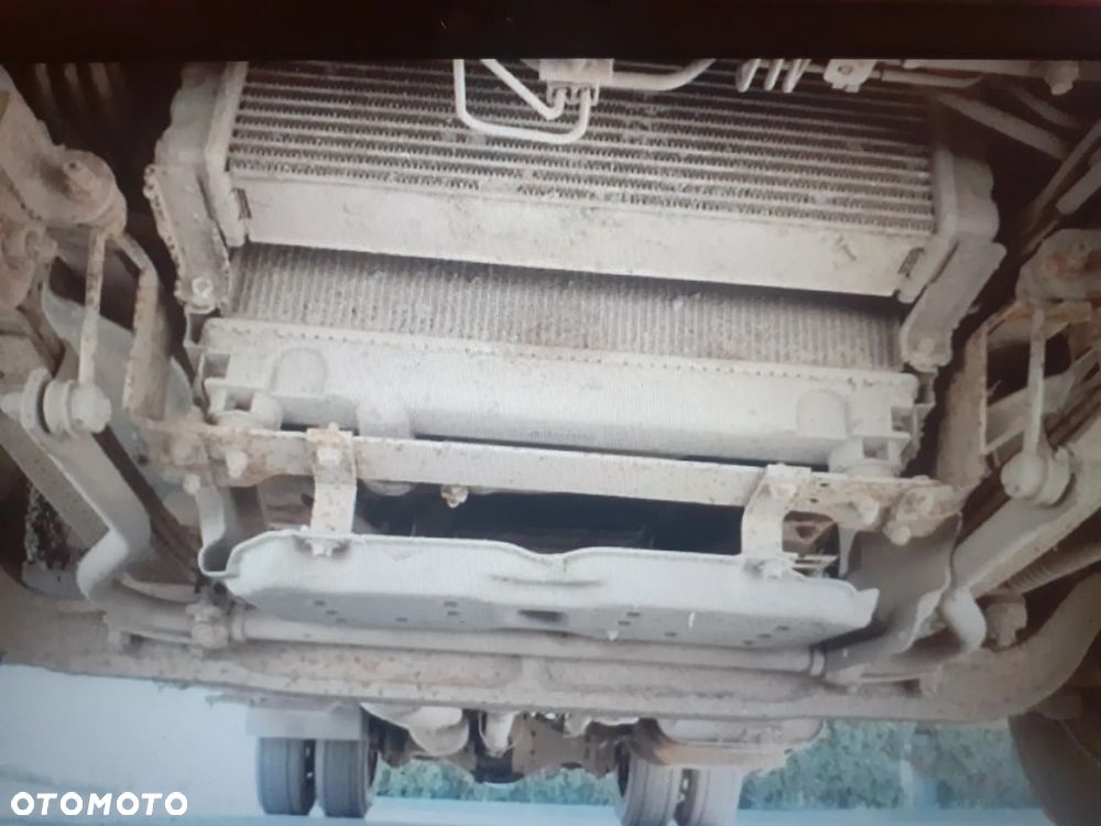 Mitsubishi CANTER - 12