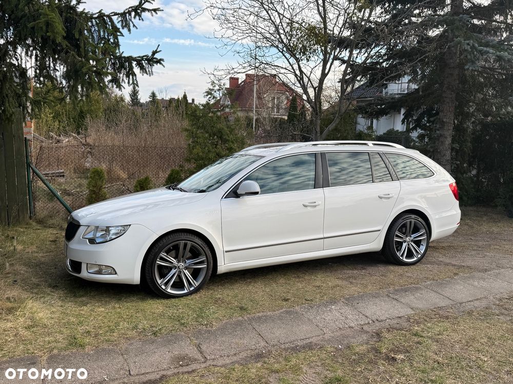 Skoda Superb 2.0 TDI L&K DSG - 16