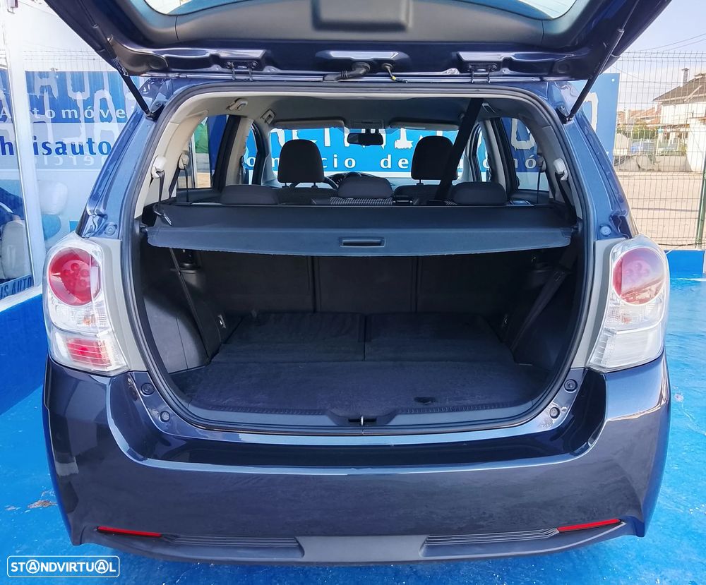 Toyota Verso 1.6 D-4D Exclusive+GPS - 22