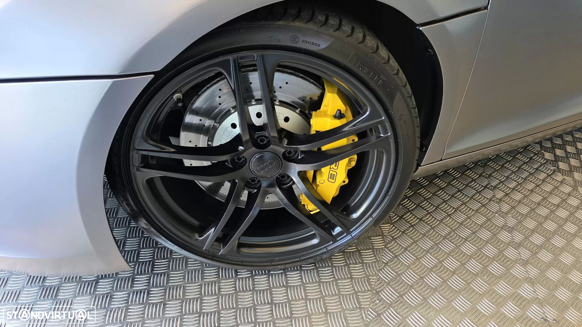Audi R8 Coupé 4.2 FSI quattro R tronic - 32