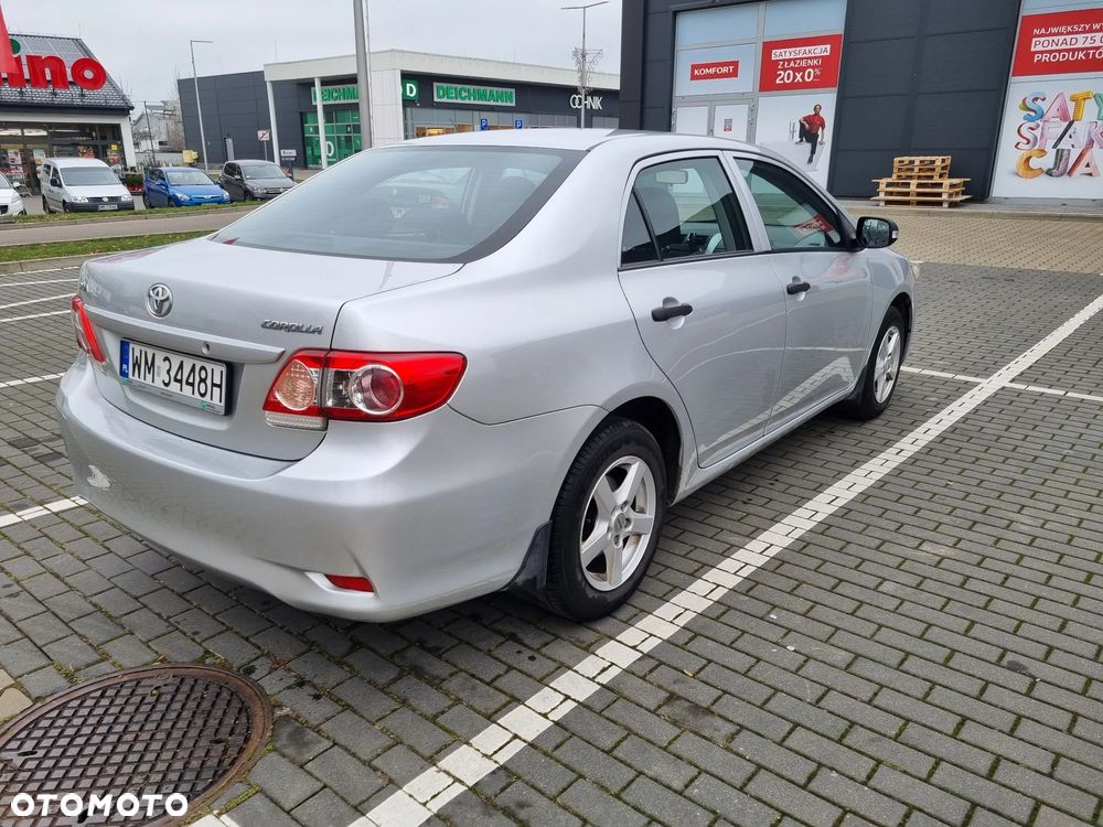 Toyota Corolla 1.6 Terra - 3