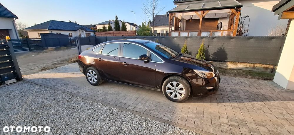 Opel Astra - 1
