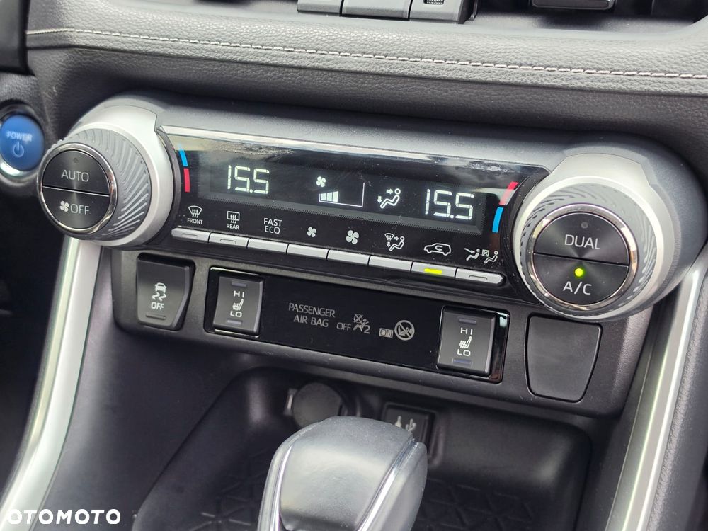 Toyota RAV4 Hybrid Premium 4x2 - 17