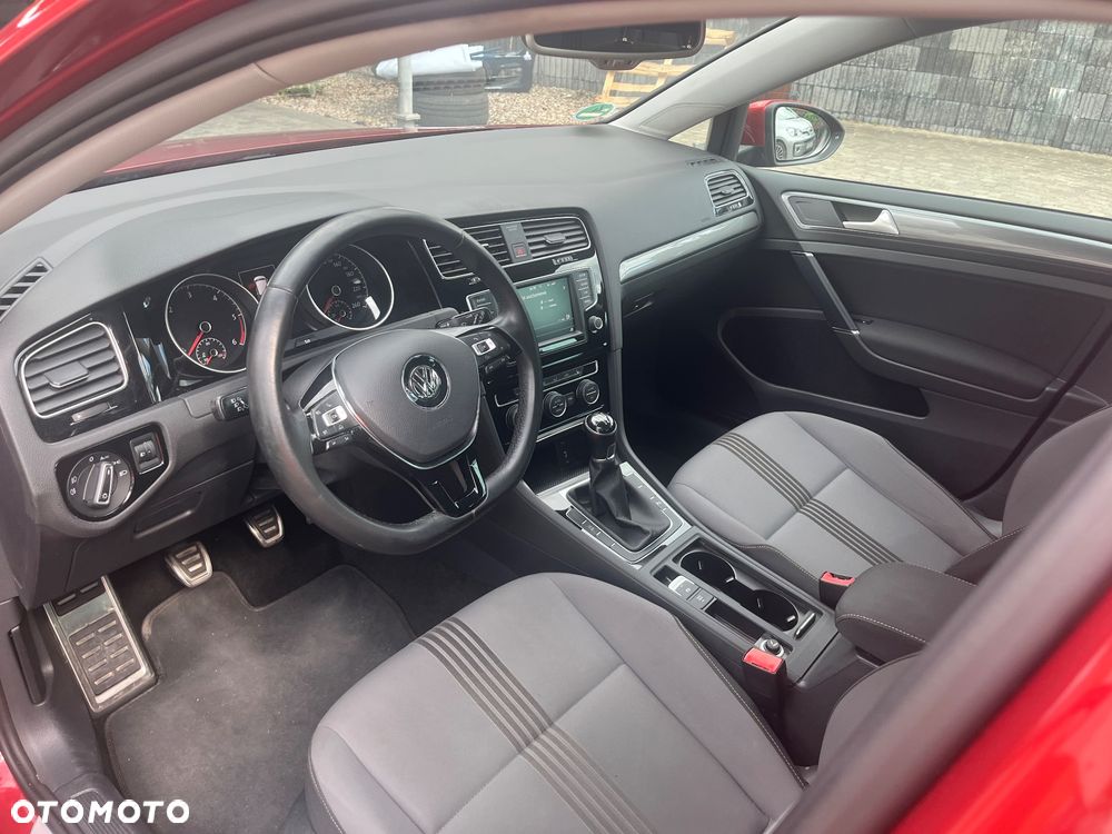 Volkswagen Golf 1.6 TDI BlueMotion Technology Comfortline - 13