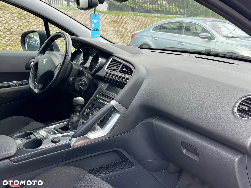 Peugeot 3008 1.6 Premium - 9