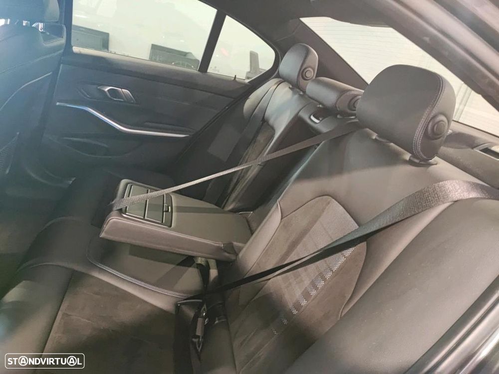 BMW 330 e Pack M Auto - 9