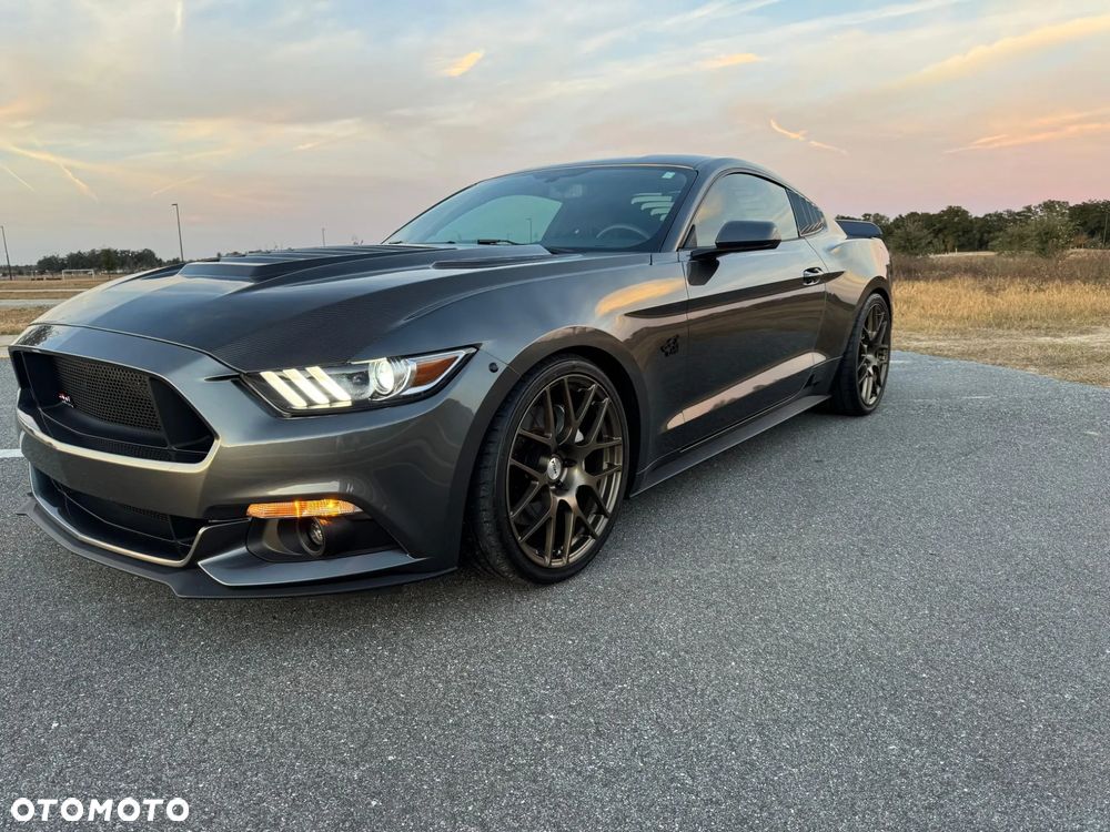 Ford Mustang 5.0 V8 GT - 9