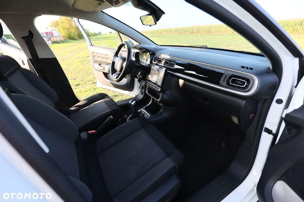 Citroën C3 Pure Tech 110 S&S SHINE - 15