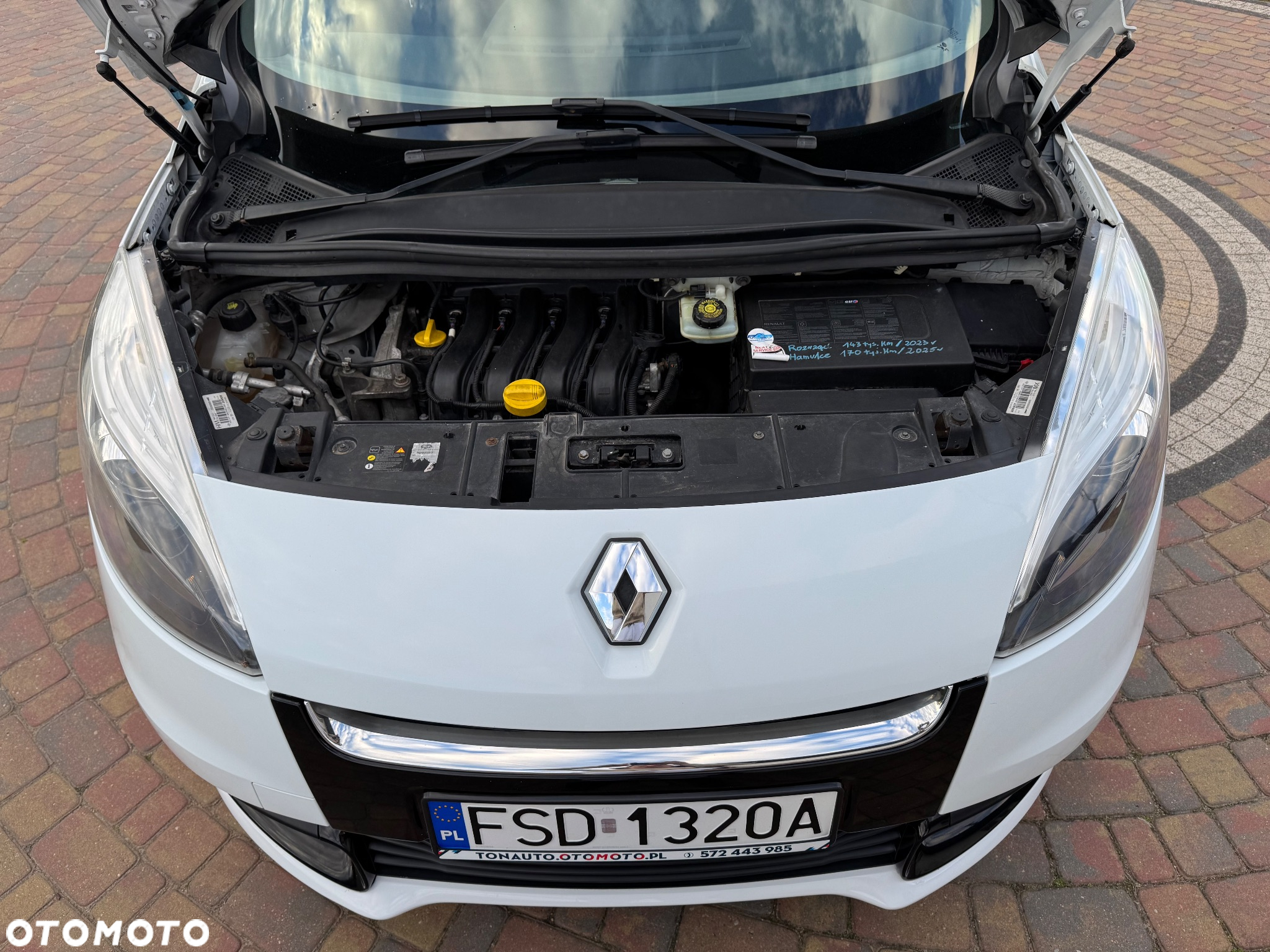 Renault Scenic - 32