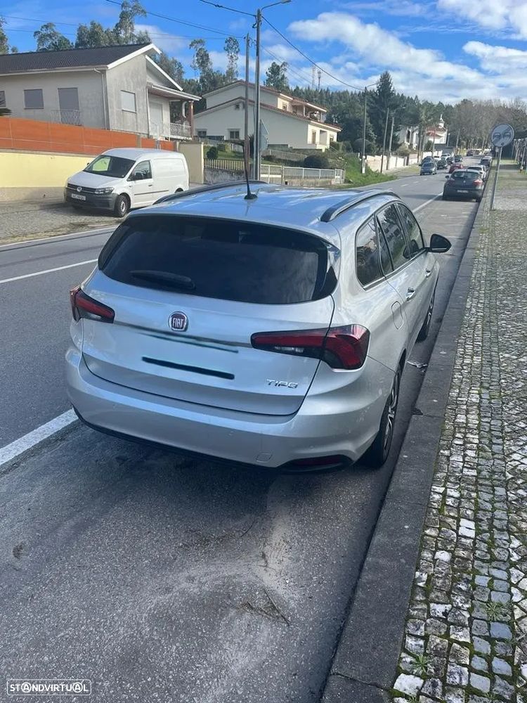 Fiat Tipo Station Wagon 1.3 M-Jet Lounge - 3