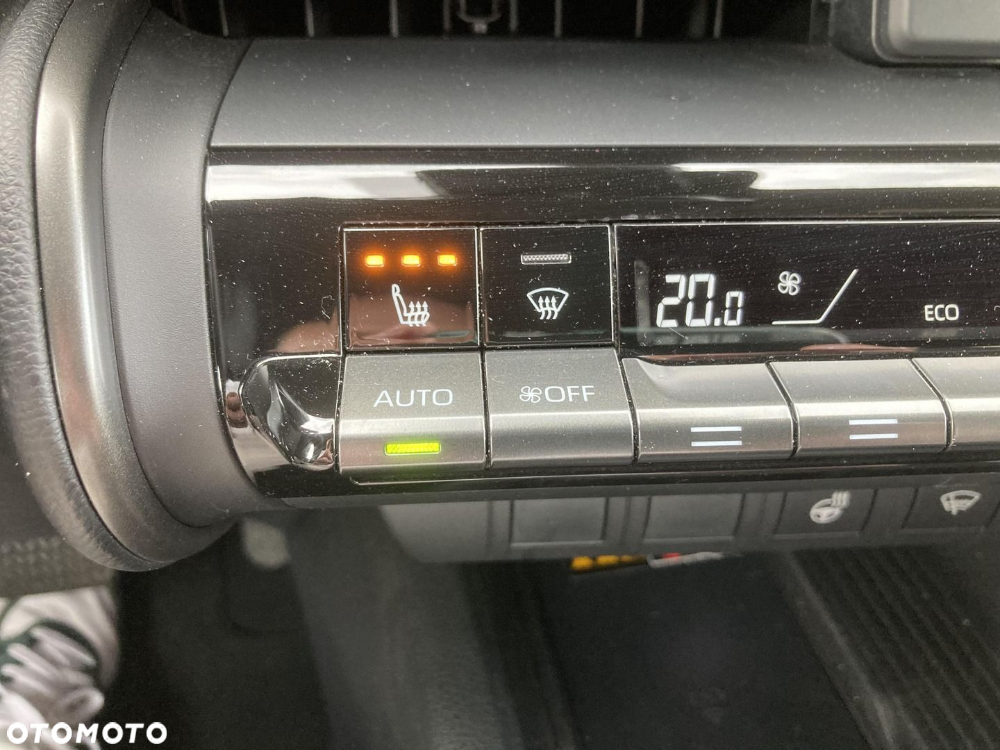 Toyota C-HR - 23