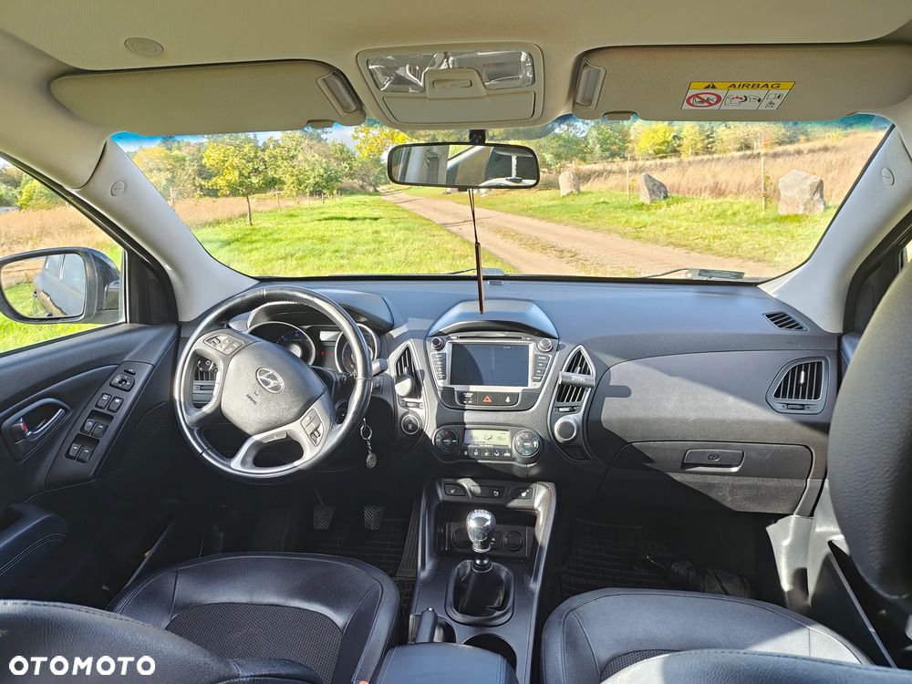 Hyundai ix35 - 11